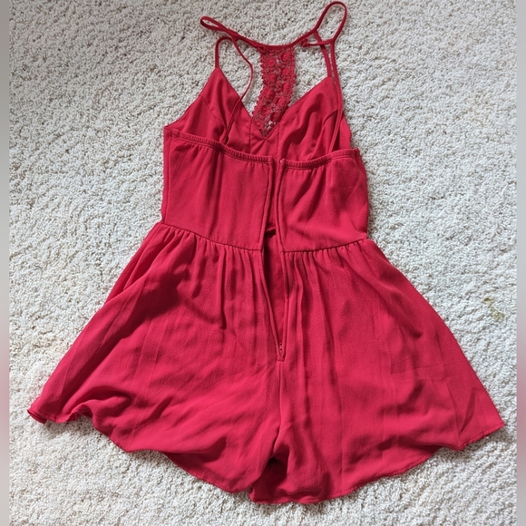 Red romper - Picture 3 of 4